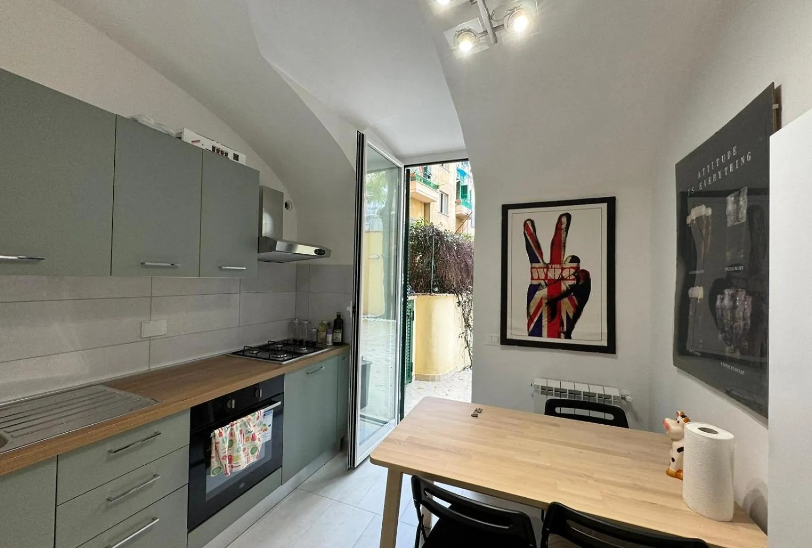 Quiet Corner In The Eternal City Rome Apartment